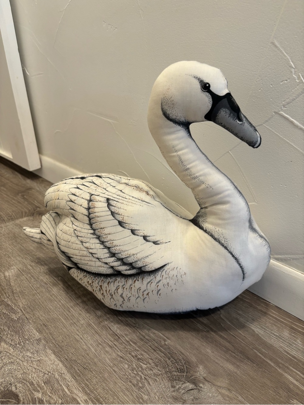 Vintage White Swan Decorative Throw Pillow
